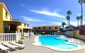 3Etagen-Ferienhaus,beheizter Pool,WLan,Entspannung